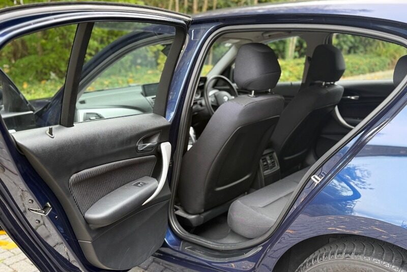 BMW 1 SERIES 2012