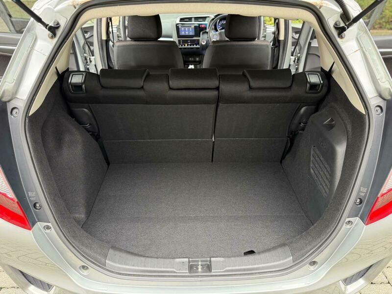 Honda Jazz FIT HYBRID PETROL LOW MILEAGE IMMACULATE