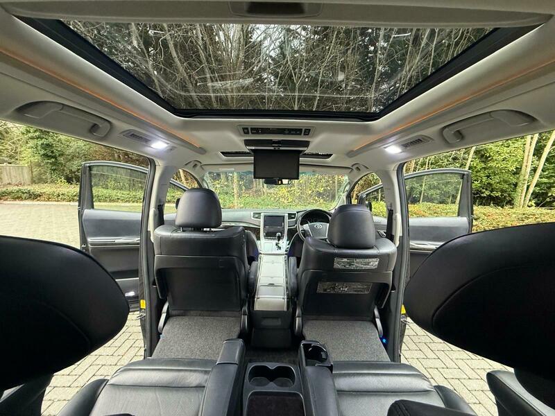 Toyota Alphard Premium Luxury Edition 2012