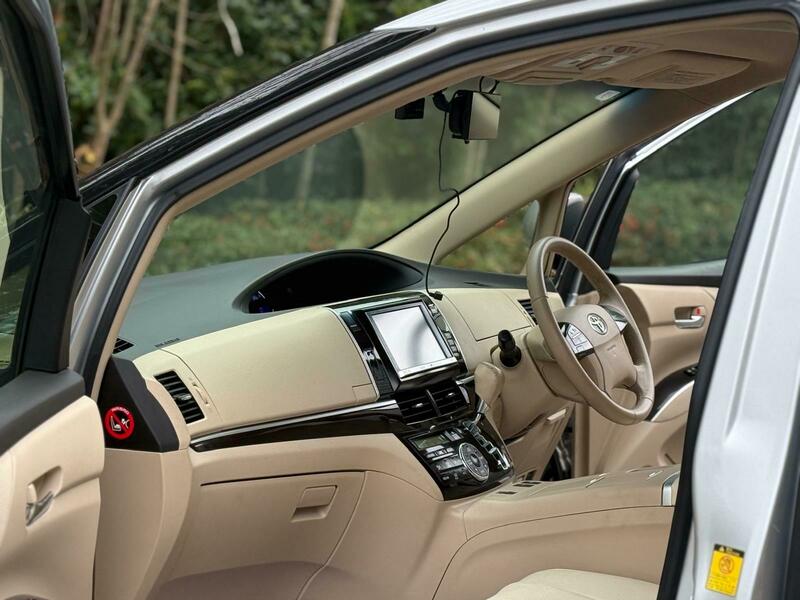 Toyota Estima 2012 Aeras E-Four Hybrid