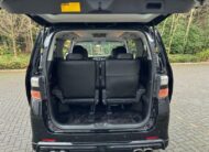 Toyota Vellfire 2013