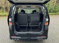 Toyota Vellfire 2013