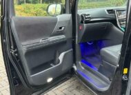 Toyota Vellfire 2013