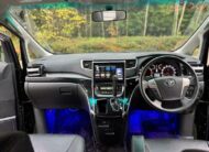 Toyota Vellfire 2013