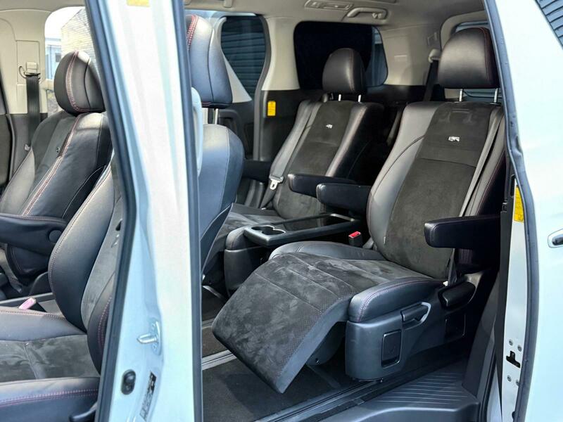 Toyota Vellfire G’s Gazoo Sport 2013