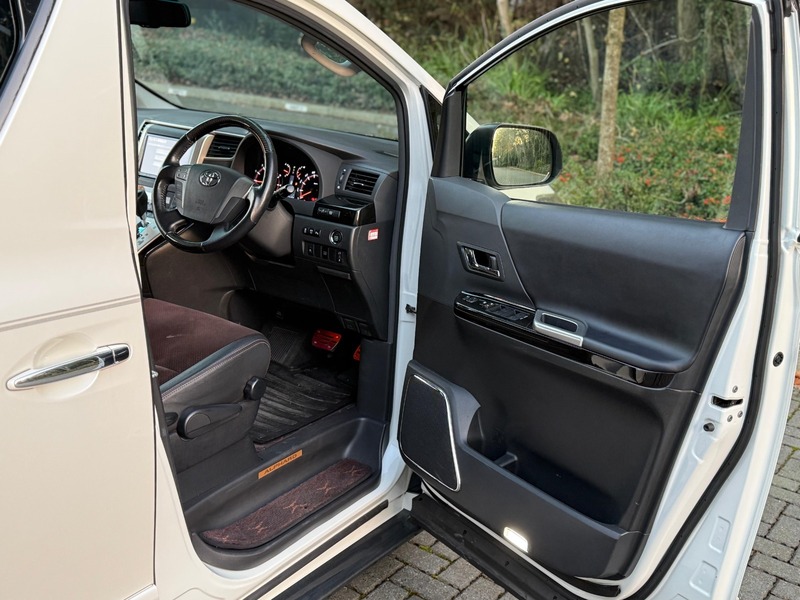 Toyota Alphard 2013- Type Gold 2 | Body Kit | 24M Warranty