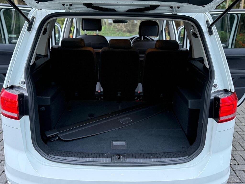 Volkswagen Touran 2016 Petrol Auto 7 Seater