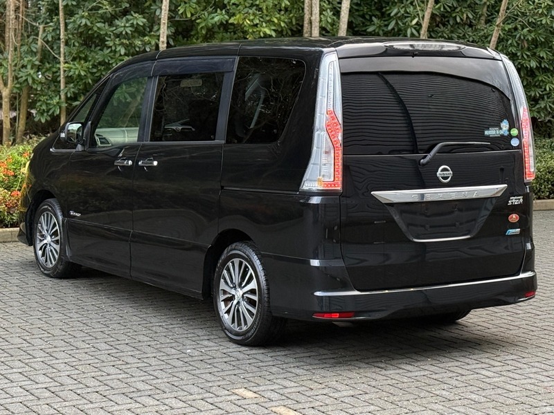 Nissan Serena Highway Star 2015 S-Hybrid