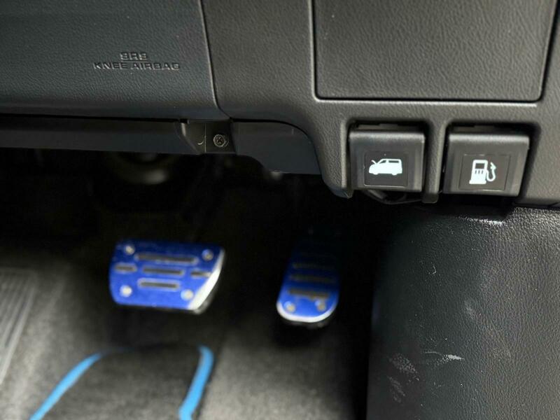 Toyota Vellfire 2.4 Petrol, 2013 STUNNING BODYKIT AIR SUSPENSION