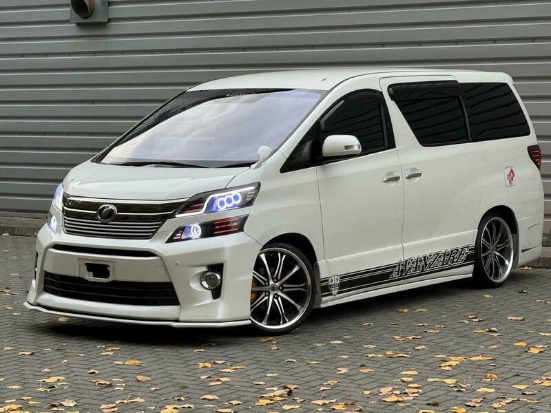 Toyota Vellfire 2.4 Petrol, 2013 STUNNING BODYKIT AIR SUSPENSION