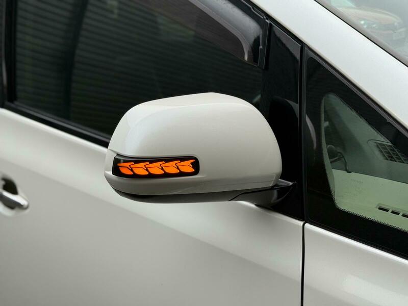 Toyota Alphard 2400cc Petrol Goldeneye 2 Body Kit 2014