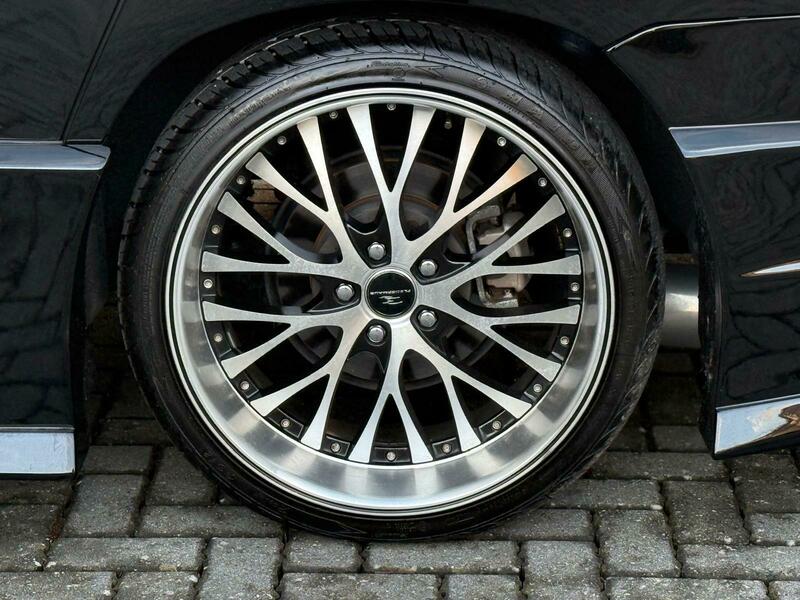 Toyota Vellfire Petrol 2014 Just Like Brand New Show Car