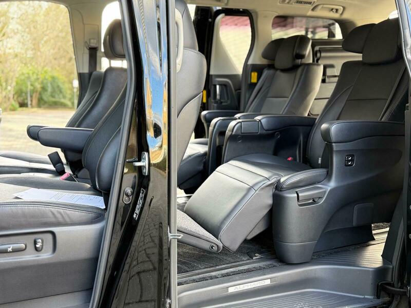 Toyota Alphard 2013 Premium Edition Modelista Body Kit