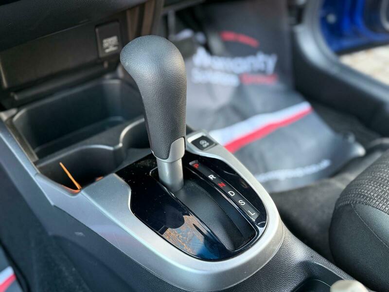 Honda Jazz 1.3 i-VTEC SE 2015 Hatchback 5dr Petrol CVT Euro 6 (s/s) (102 ps)