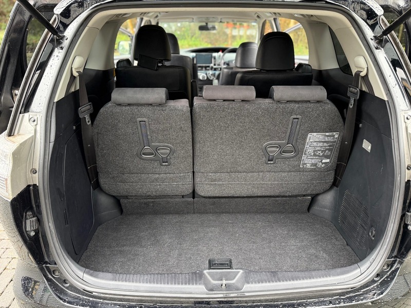 Toyota Estima Aeras Premium Edition 2013