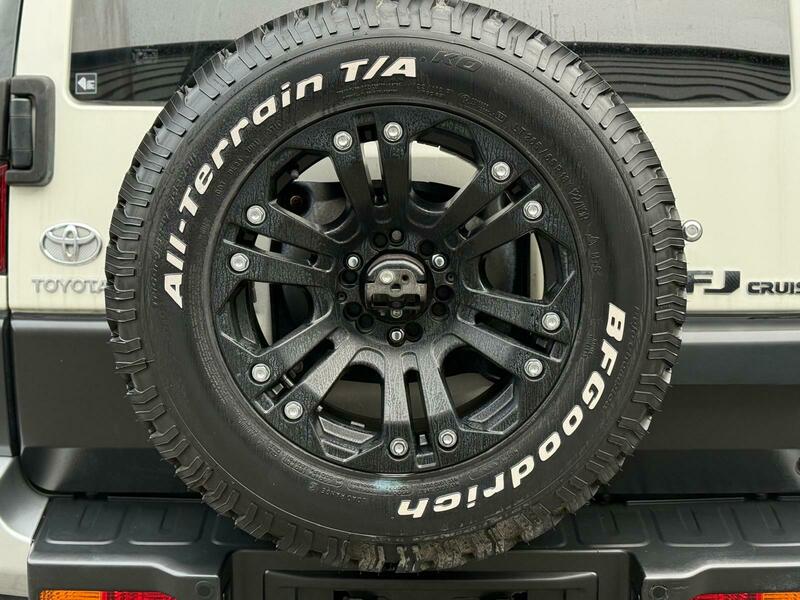 Toyota FJ Cruiser 2014 ULTIMATE EDITION PETROL AUTO STUNNING