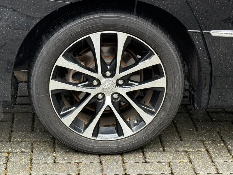 Toyota Estima Aeras Premium Edition 2013