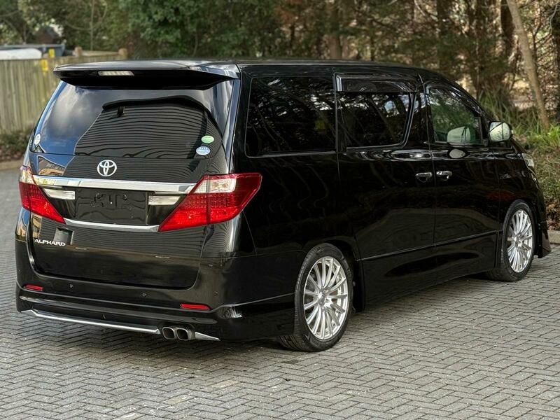 Toyota Alphard 2013 Premium Edition Modelista Body Kit
