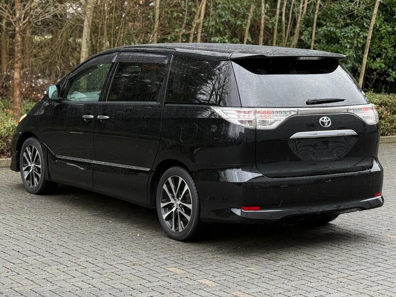 Toyota Estima Aeras Premium Edition 2013