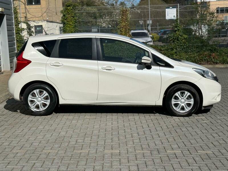 Nissan Note 2016 1.2 DIG-S Acenta Premium Hatchback 5dr Petrol CVT Euro 5 (s/s) (98 p)