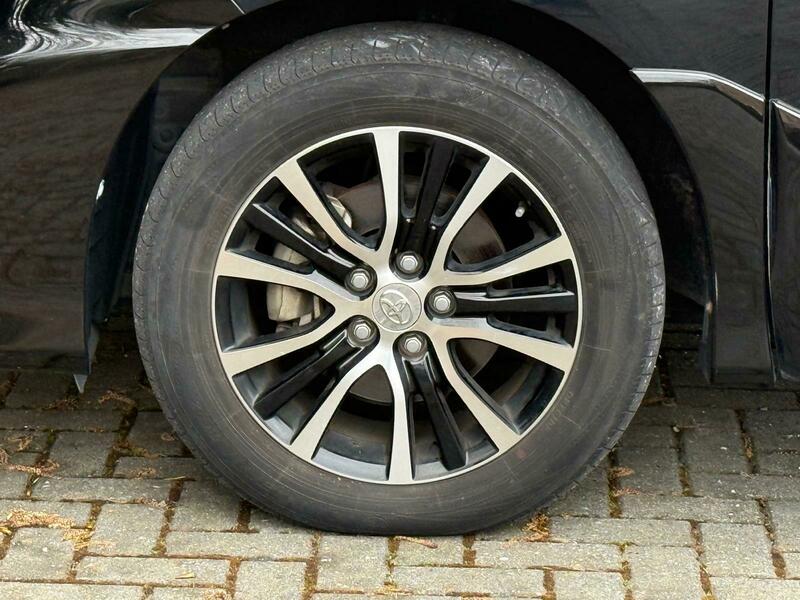 Toyota Estima Petrol Hybrid- 2016 Aeras | Fresh Import