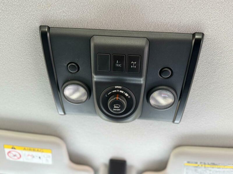 Toyota FJ Cruiser Ultimate Edition- 2014 Matt White