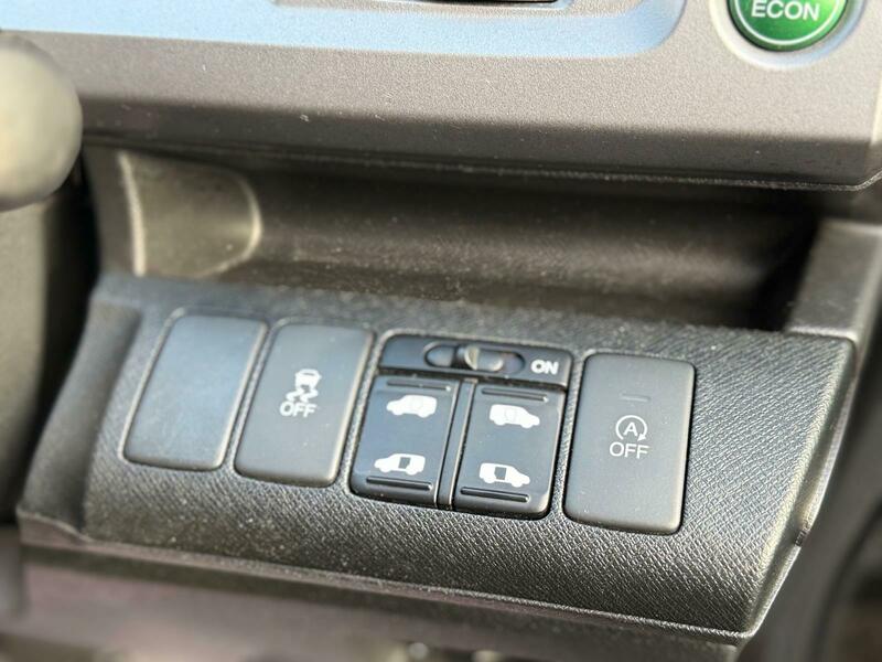 Honda Stepwagon 2013 – Spada