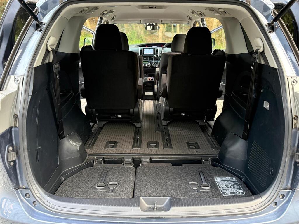Toyota Estima 2400cc Petrol 7 seater Fresh Import 2014