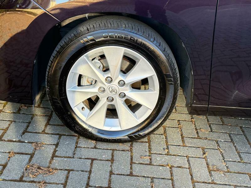 Toyota Vellfire 2013- 2.4Z Edition | Front Recliner