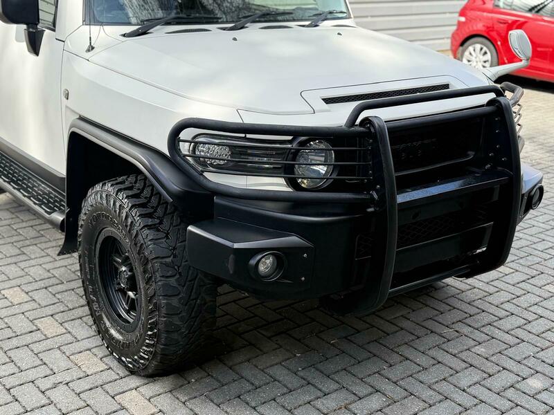 Toyota FJ Cruiser Ultimate Edition- 2014 Matt White