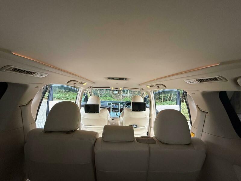 Toyota Alphard 2400cc 2014 Petrol 8 seater, stunning Bodykit