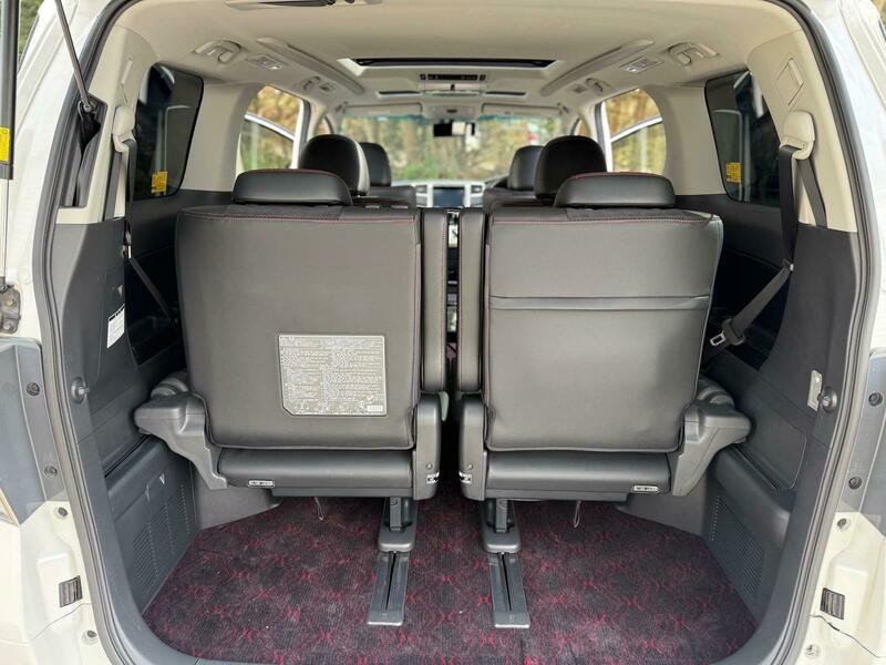 Toyota Vellfire 2013- Golden Eyes Trim- 2400cc | Grade 4.5