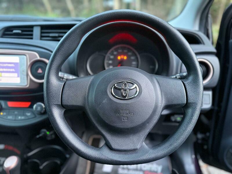 Toyota Yaris 2013 1.33 Dual VVT-i Icon Plus Multidrive S Euro 5 5dr