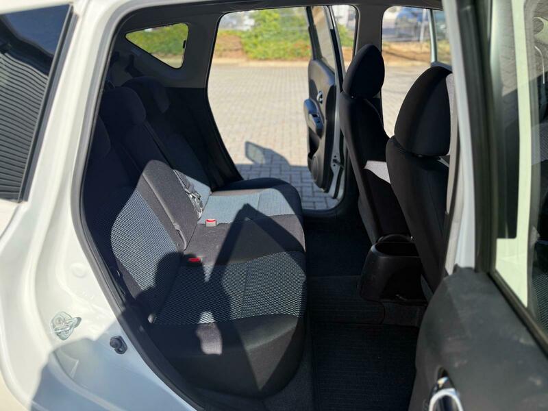 Nissan Note 2016 1.2 DIG-S Acenta Premium Hatchback 5dr Petrol CVT Euro 5 (s/s) (98 p)