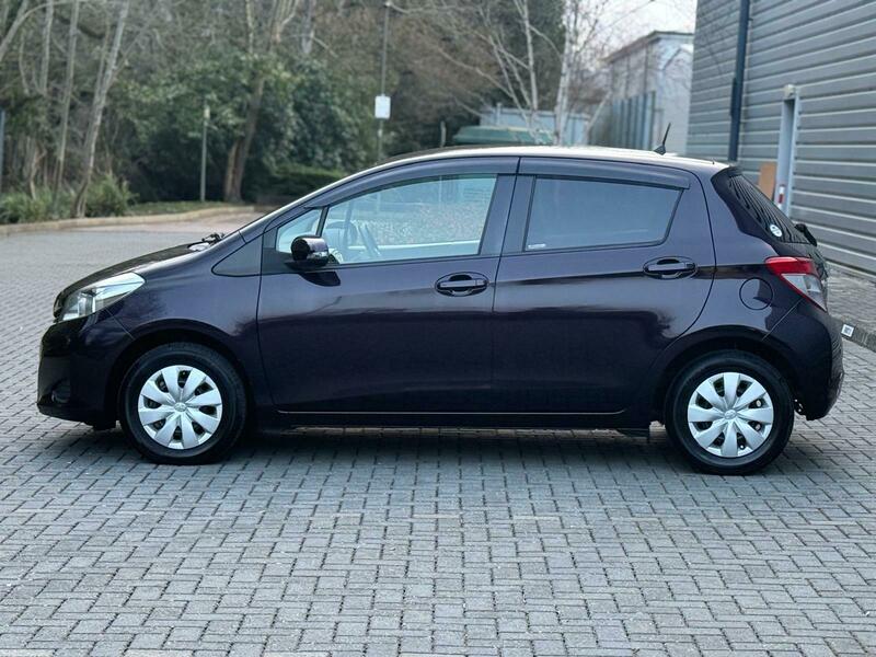 Toyota Yaris 2013 1.33 Dual VVT-i Icon Plus Multidrive S Euro 5 5dr