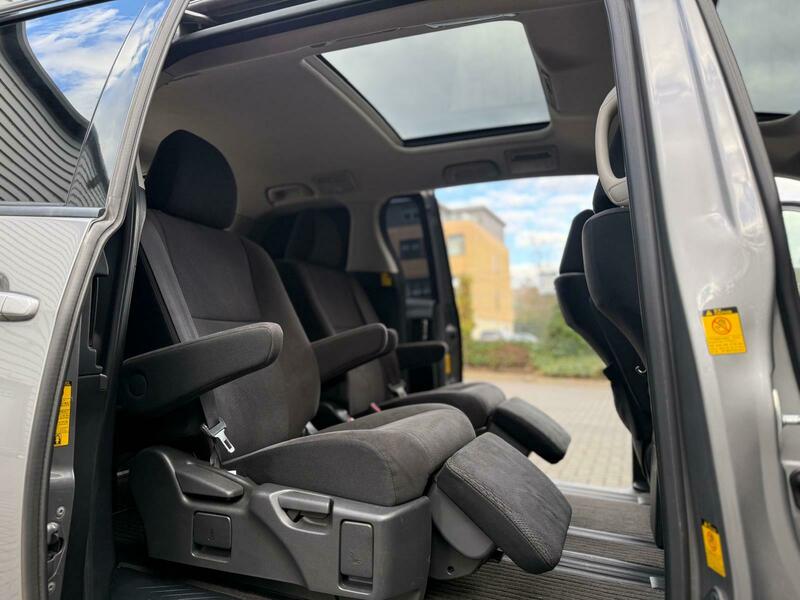 Toyota Estima Aeras G 2014 MINT DOUBLE SUNROOF