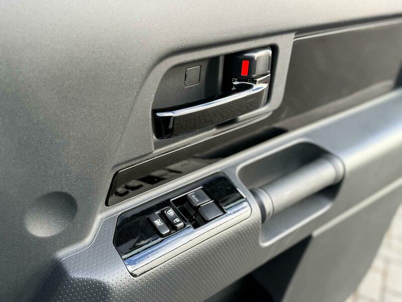 Toyota FJ Cruiser Ultimate Edition- 2014 Matt White