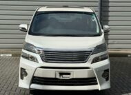 Toyota Vellfire 2013- Golden Eyes Trim- 2400cc | Grade 4.5