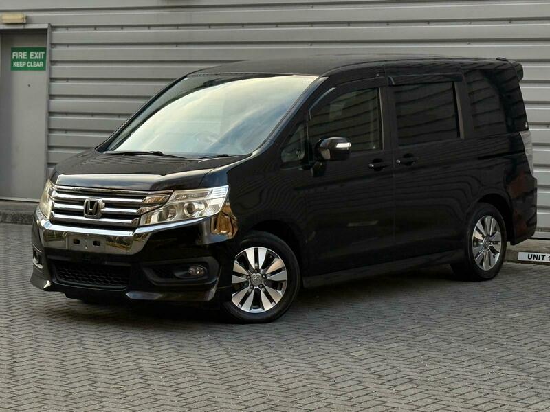 Honda Stepwagon 2013 – Spada