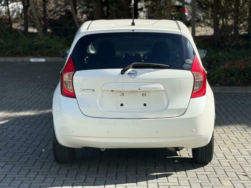 Nissan Note 2016 1.2 DIG-S Acenta Premium Hatchback 5dr Petrol CVT Euro 5 (s/s) (98 p)
