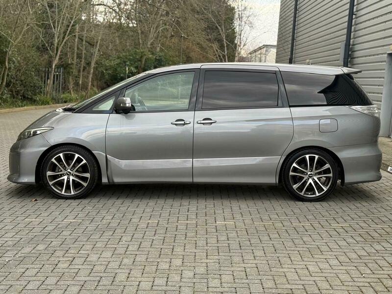 Toyota Estima Aeras G 2014 MINT DOUBLE SUNROOF