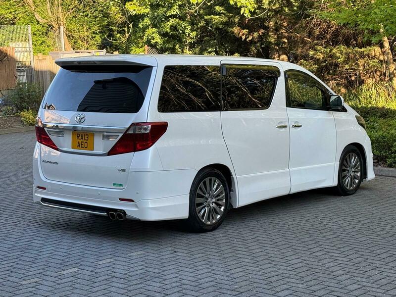 Toyota Alphard 2013 Type Gold Trim | 3.5L V6