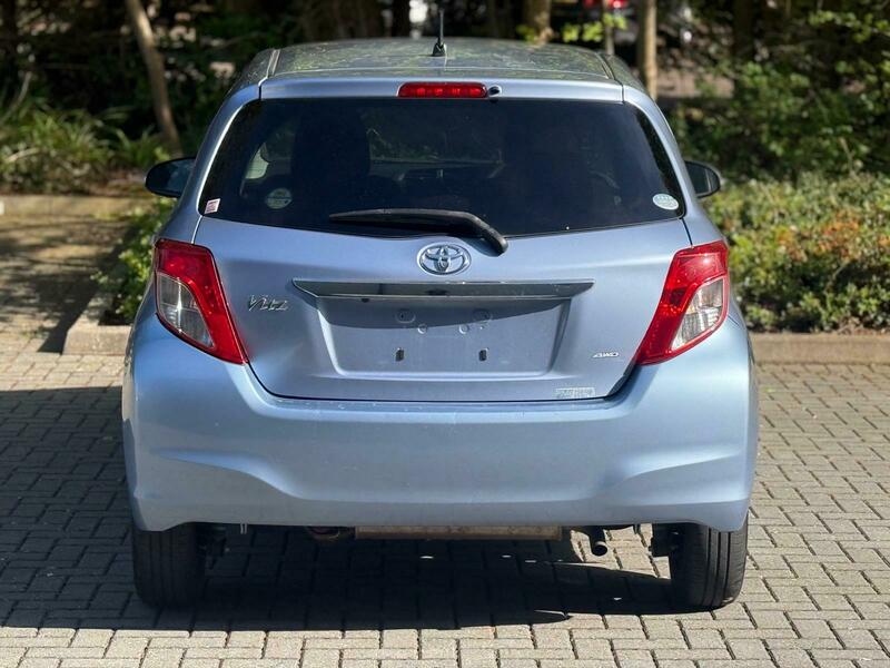 Toyota YARIS 2014 1.33 Dual VVT-i Icon Hatchback 5dr Petrol Multidrive S Euro 6 (99 p)