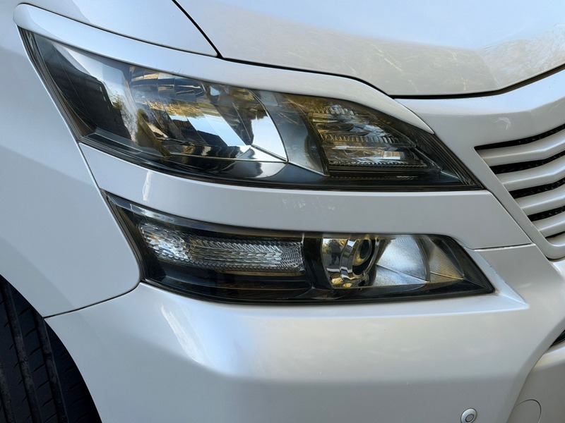 Toyota Vellfire 2400cc Petrol | 2013 | Stunning Body Kit | Luxury 7 Seater