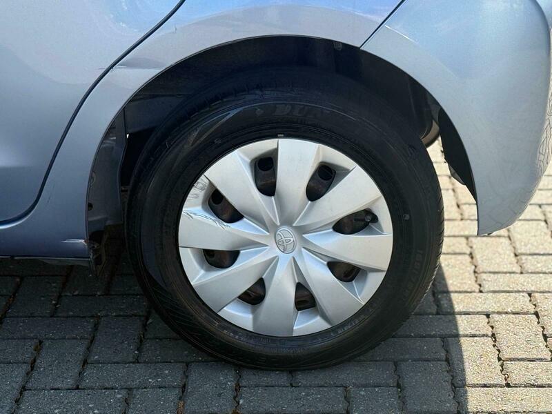 Toyota YARIS 2014 1.33 Dual VVT-i Icon Hatchback 5dr Petrol Multidrive S Euro 6 (99 p)