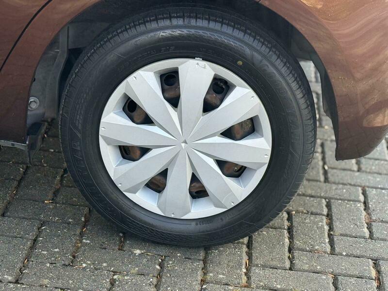 Toyota YARIS 2014-VVT-i (Jewela Spec)