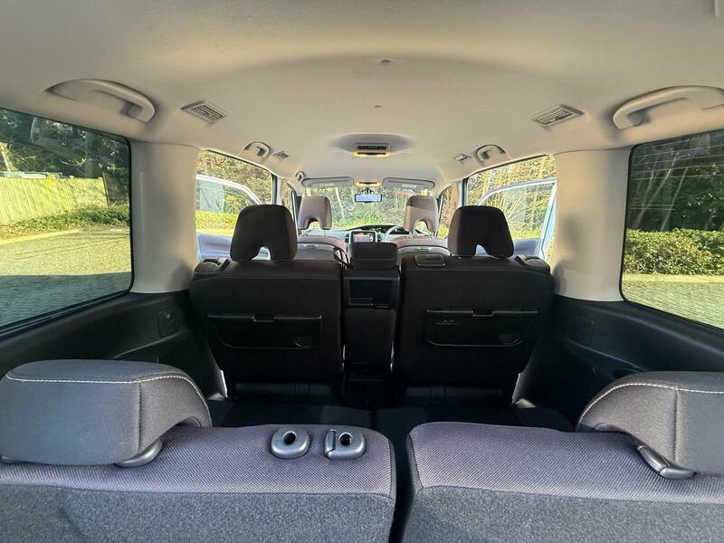 Nissan Serena Petrol Hybrid 2000cc 2017