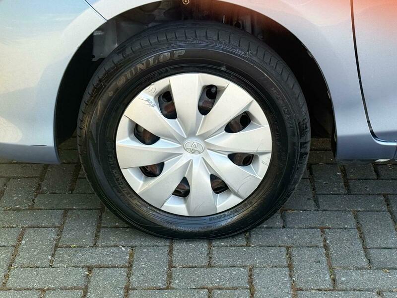 Toyota YARIS 2014 1.33 Dual VVT-i Icon Hatchback 5dr Petrol Multidrive S Euro 6 (99 p)