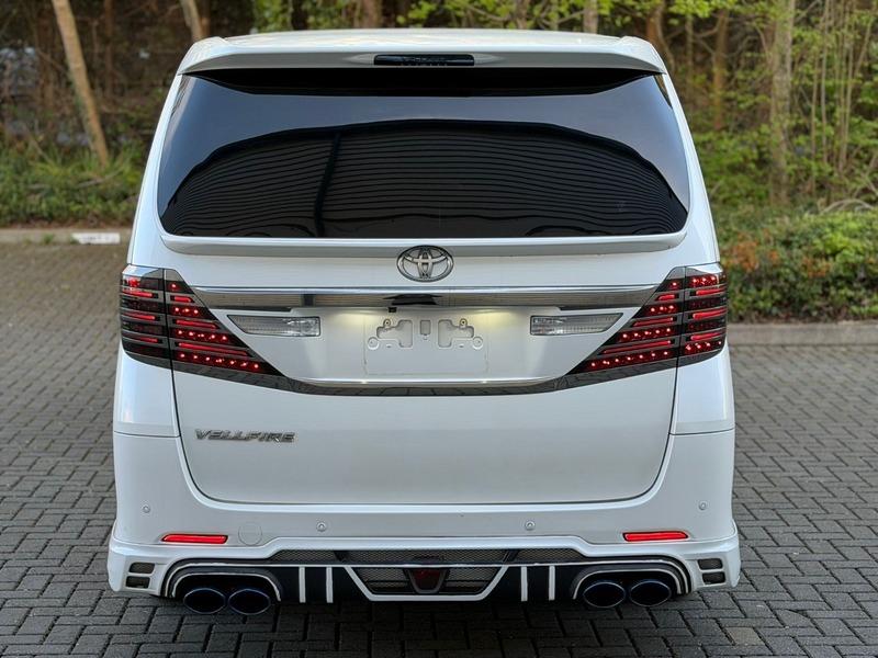 Toyota Vellfire 2400cc Petrol | 2013 | Stunning Body Kit | Luxury 7 Seater