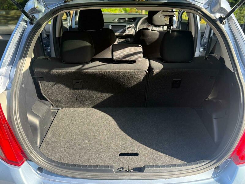 Toyota YARIS 2014 1.33 Dual VVT-i Icon Hatchback 5dr Petrol Multidrive S Euro 6 (99 p)